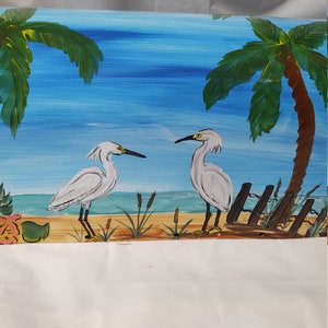 Handbemalter Standard Briefkasten. Gemalt in wunderschönen weißen Reihern am Strand. Versiegelt und UV geschützt