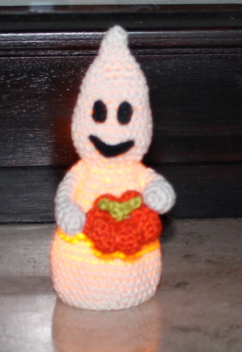 glowing ghosts crochet pattern image 3
