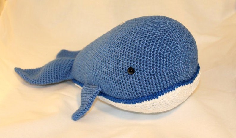 ebook Wally whale crocheted image 1