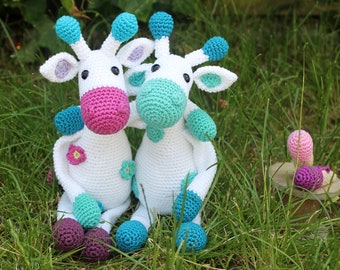 giraffes in bloom crochet pattern in english