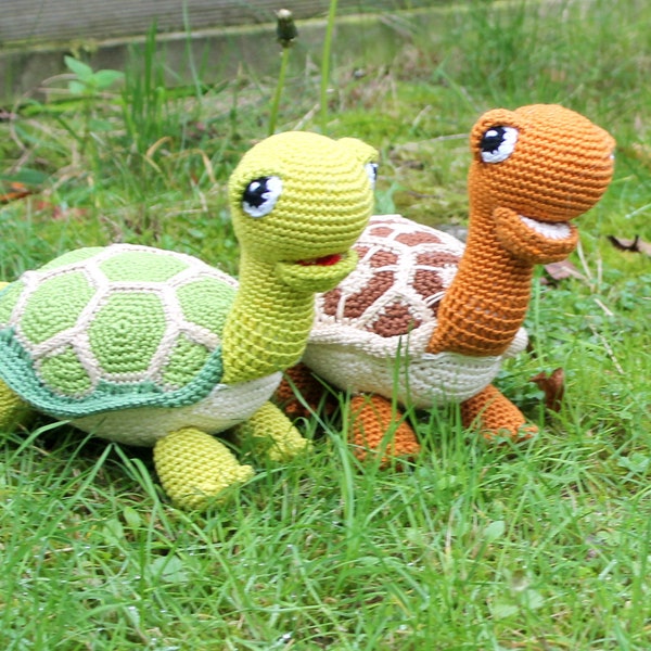 green and brown turtles package, crochet pattern in english