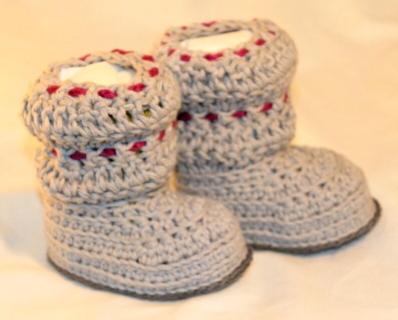 ebook Baby Booties 1 gehäkelt in vier Größen Bild 4