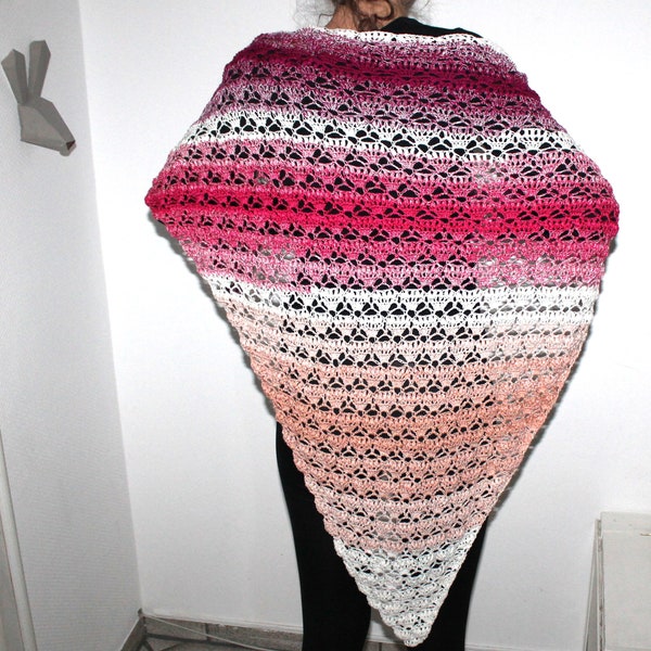 Triangle scarf spring awakening crochet pattern english Version