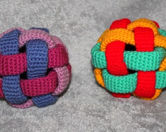 Grasping toy colorful ball crochet instructions German and English version