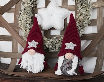 Paire de gnomes modèle au crochet version allemande