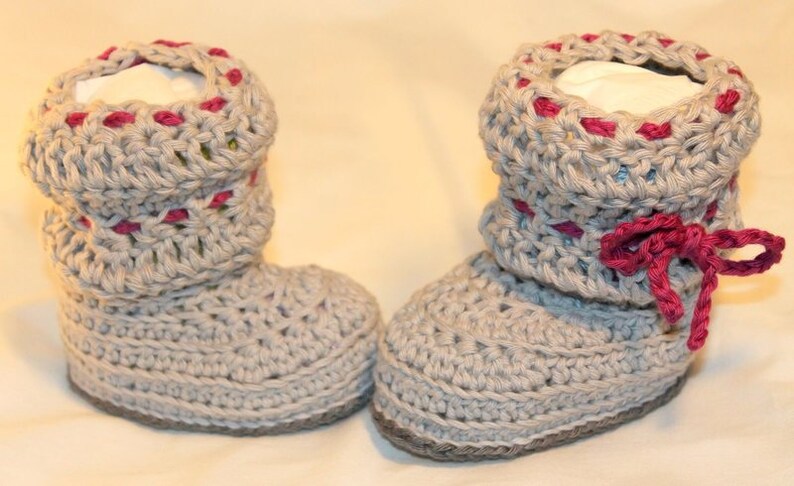 ebook Baby Booties 1 gehäkelt in vier Größen Bild 3