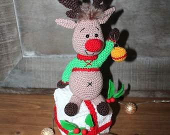 Eddie the christmas reindeer crochet pattern