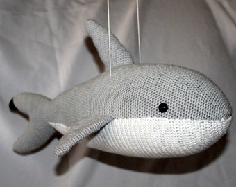 Heike the shark crochet pattern german version