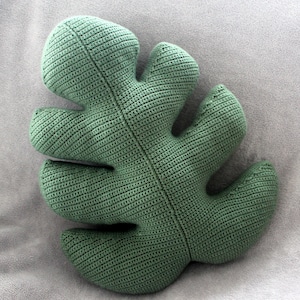 Monstera Pillow crochet pattern image 5