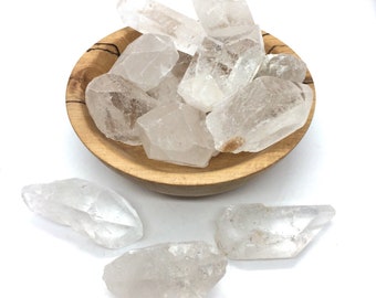 Cuarzo transparente Punto de cristales de forma natural 1 pieza 1-5 cm