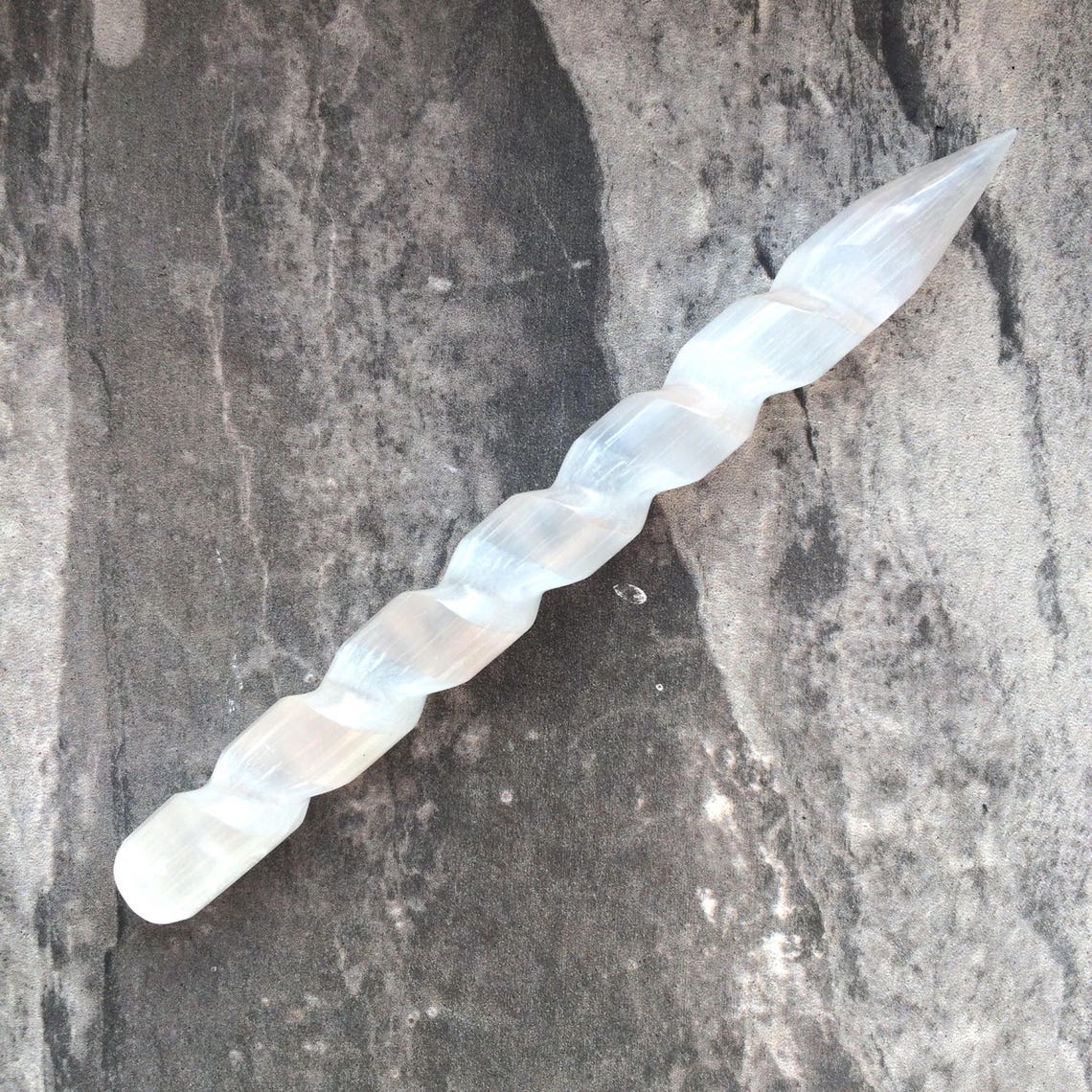 Selenite spiral unicorn horn wand mineral 15cm one point | Etsy