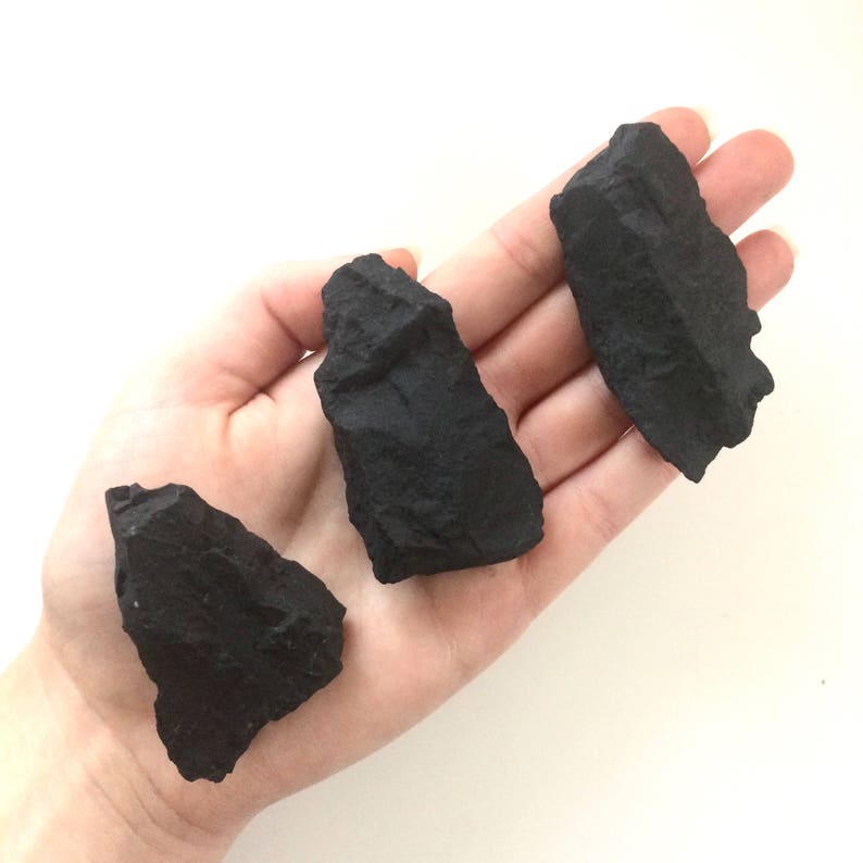 Shungite raw stone natural water cleanser anti oxidants image 1