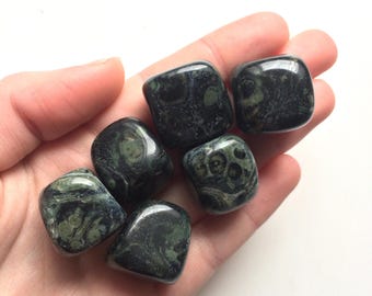 kambaba jasper tumbled stones 20-25mm