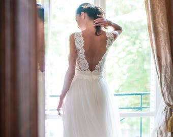 KYLIE // Robe de mariée en dentelle, dos nu. Jupe longue en tulle. Tutu. Robe romantique, bohème. Mariage tutu et dentelle sur mesure