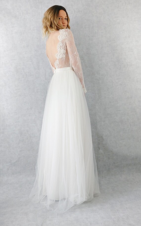 Ashley Robe De Mariée Manches Longues En Dentelle Jupe En Tulle Dos Nu En Dentelle Robe Mariage Romantique Sur Mesure Paris