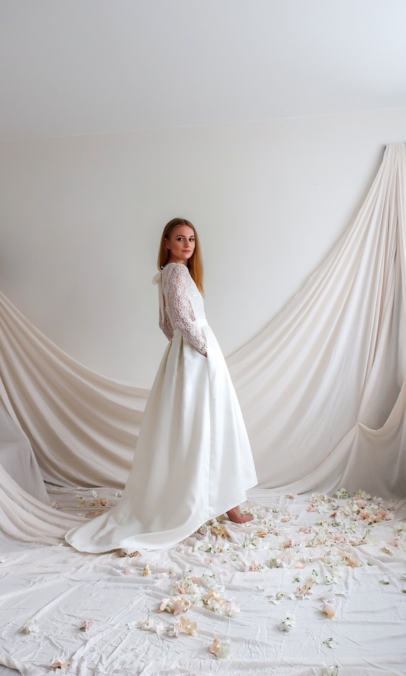 White Satin Hi Lo Long Sleeve Backless Wedding Dress White Satin Hi Lo Long Sleeve Backless Wedding Dress