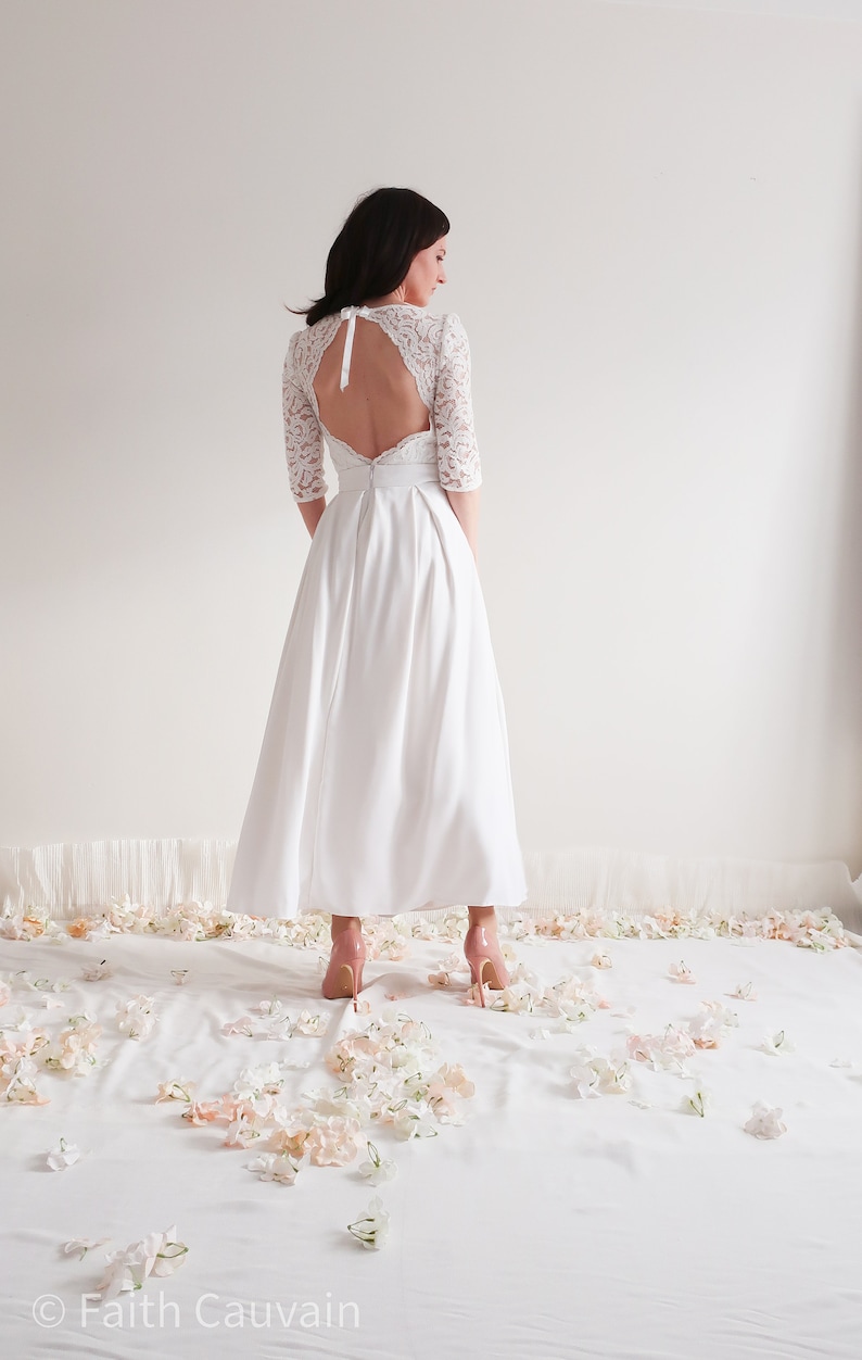 FaithCauvain – ABBIE // Midi length wedding dress, lace bare back, civil wedding. Mid-length silk skirt. Wedding at the Town Hall Mariage Bohème ETSY