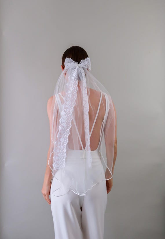 Boho Retro Mid-length Bridal Veil With Lace Bow. Chic  display picture 2
