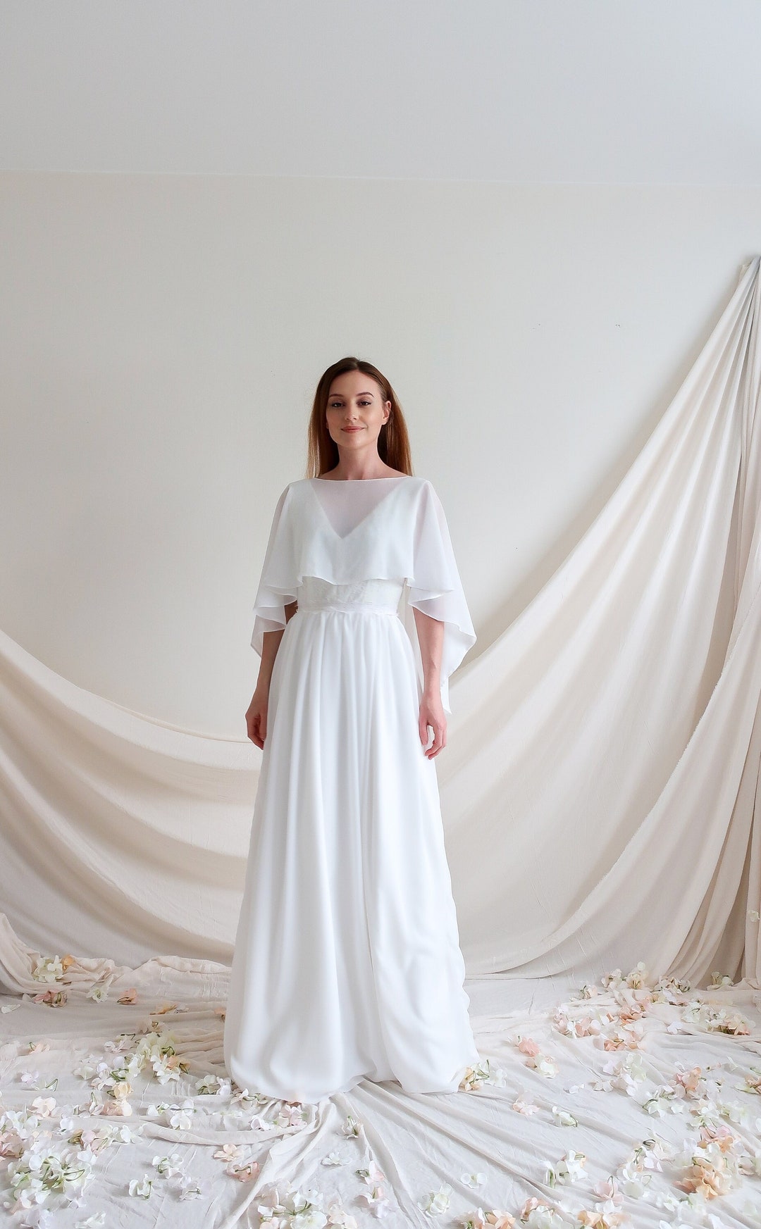 Cape mariage. Cache epaule pour mariee. Bolero court devant long derriere. Accessoire mariage moderne Etsy France