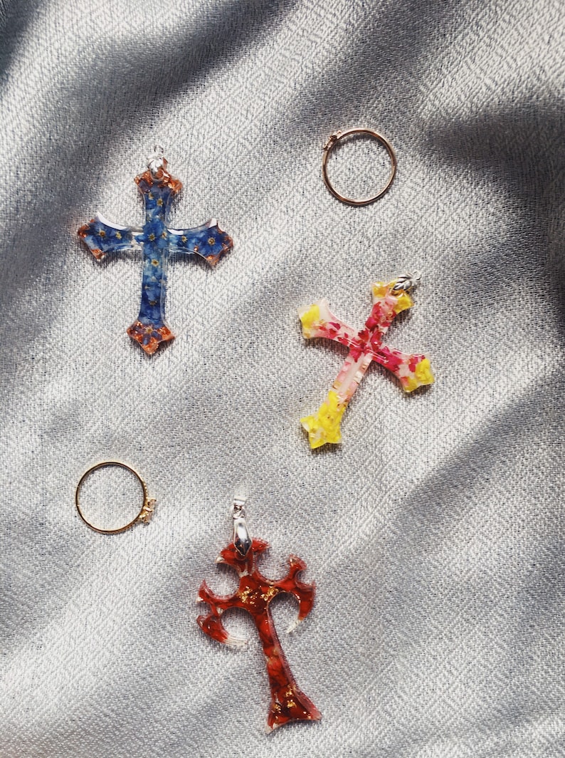 Unique Pendant Fine Art Flower Jewellery Anniversary Birthday Cross Real Flower Necklace Resin Minimalist Gifts Natural Gifts