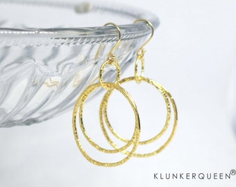 Earrings, hoop earrings in gold, hammered