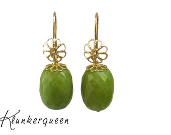 Ohrringe, Ein Traum in Olivenjade & Gold