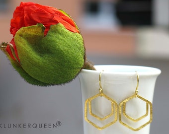 Earrings, creoles in gold with puzzle rings