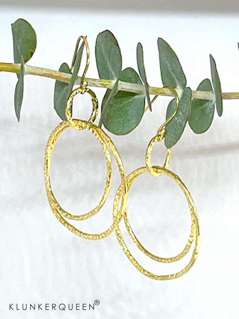 Earrings, hoop earrings in gold, hammered image 6