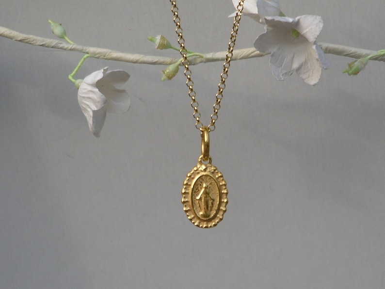 Kette, Madonna in Gold Bild 1