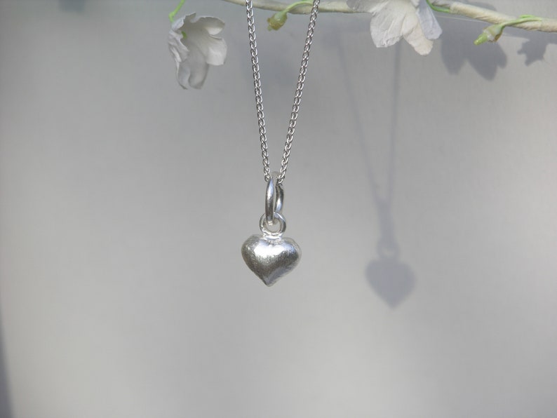 Chain, heart, love and friendship image 3