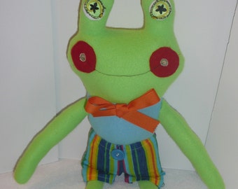 Frog Softie, Frog Plush, Frog Stuffed Animal, Toy Frogs, Froggie Dolls, Frogs with Clothes, Gift for Child, Kids Room Decor, Frog Couple