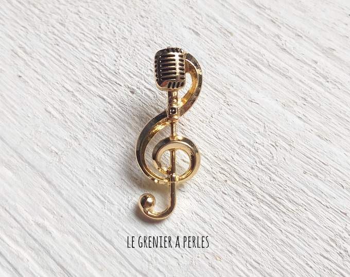 Musical note and microphone pin