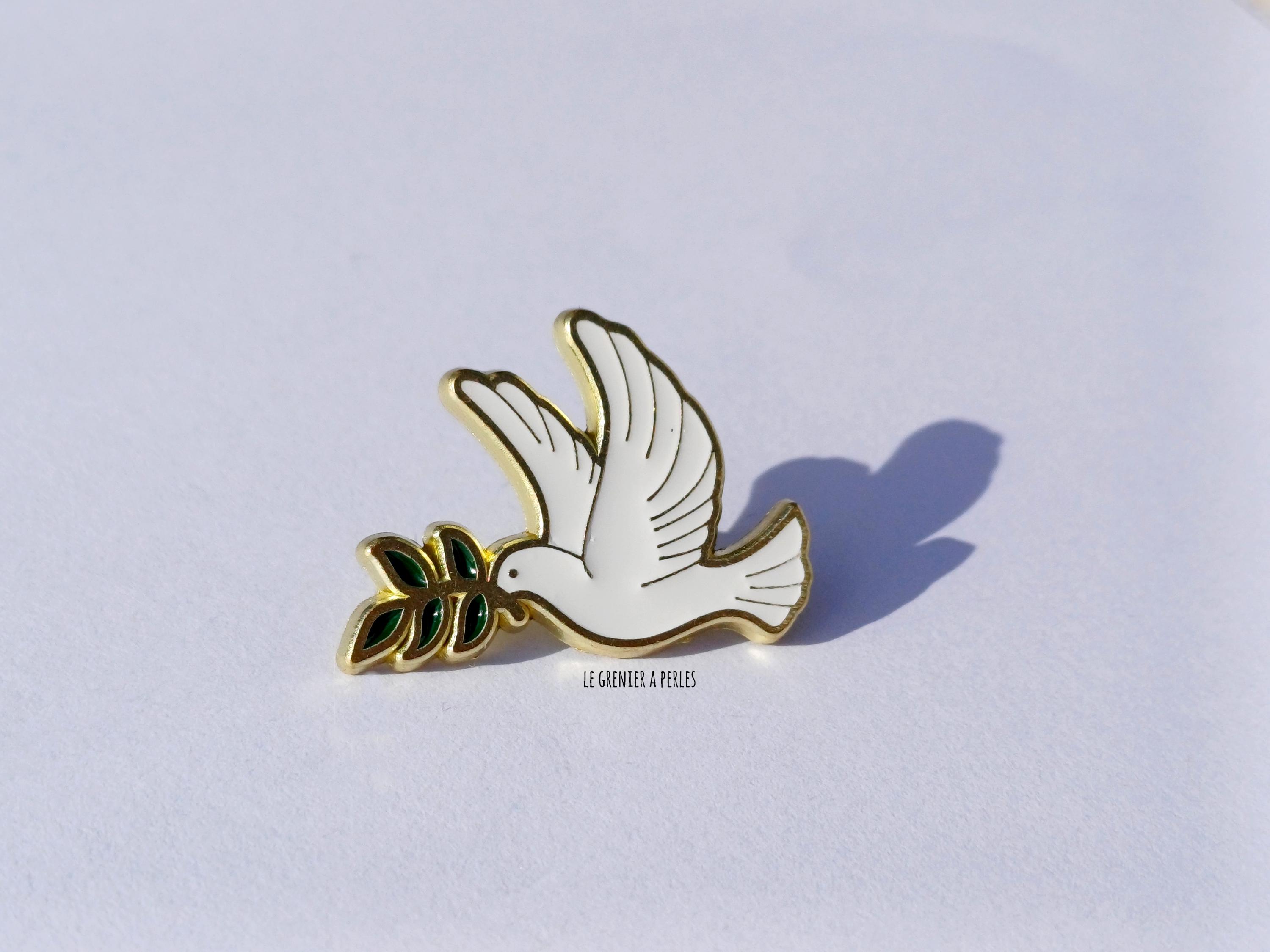 Collier Vintage Pendentif Oiseau Colombe - Métal émaillé Irisé - Très Bon état - Occasion