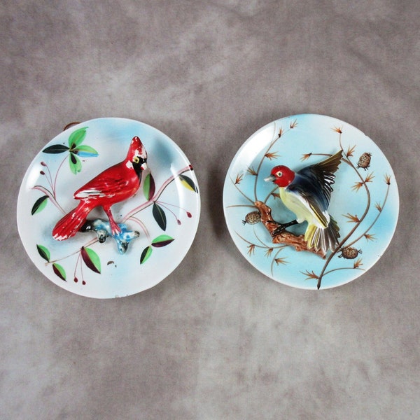 Set of 2 NAPCO 3-D Bird Plates - Wall Hanging - Woodpecker & Cardinal - 5" Decorative Ceramic Dishes - Figurines