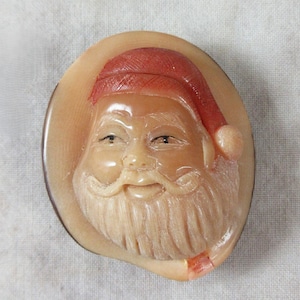 Hand Carved Santa Face Tagua Nut (Vegetable Ivory) Christmas Vintage Xmas Holiday Santa Claus - Signed