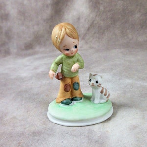 Lefton China Miniature Figurine #03216- &quot;Wee Little Miniature&quot; Bisque Ceramic- Boy or Girl with Cat Kitten - Lefton Exclusives