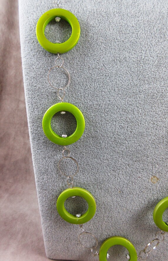 NECKLACE Lime GREEN Circles with Silver Links - J… - image 4