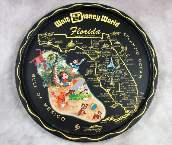 Set of 2 Disneyworld Disneyland Tin Litho Metal Trays Theme Park
