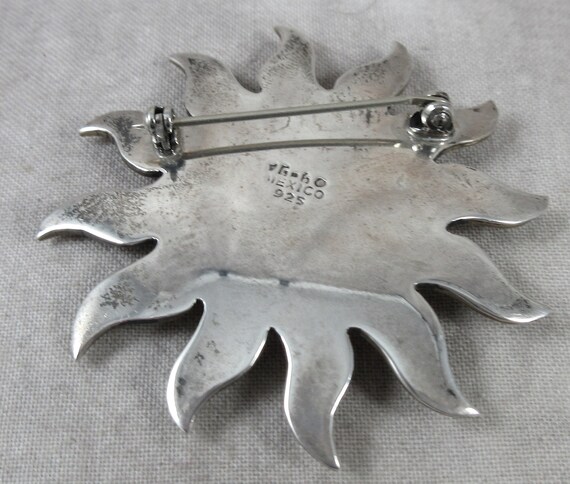 Stunning Sterling Mexican Silver SUN BROOCH Large… - image 2