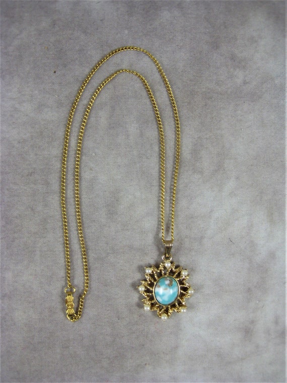 1968 Sarah Coventry REMEMBRANCE Pendant and Chain… - image 2
