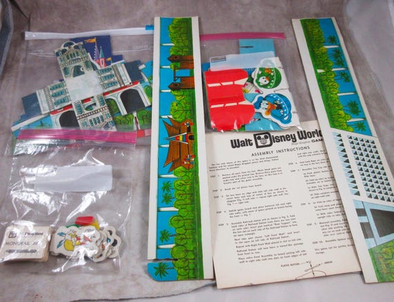 1972 A Visit to WALT DISNEYWORLD Magic Kingdom Milton Bradley