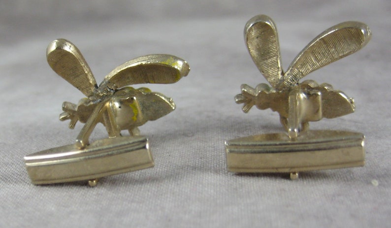 Novelty Men/'s or Boy/'s Insect Jewelry Bumble Bee Cufflinks Vintage Yellow Bees with Blue Wings