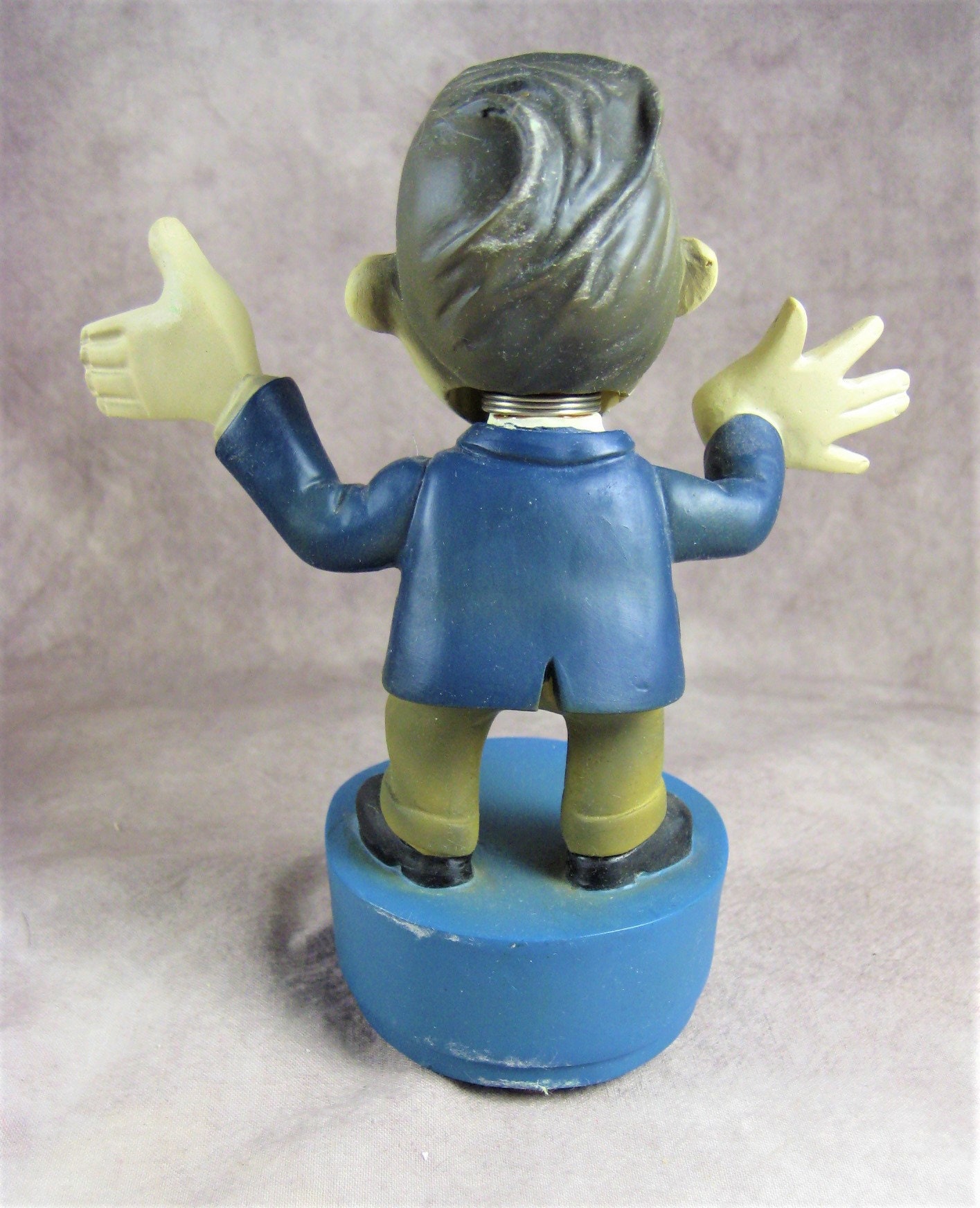 Bobble Head Fred - Fossil Watch Collector Club Bobbing Head
