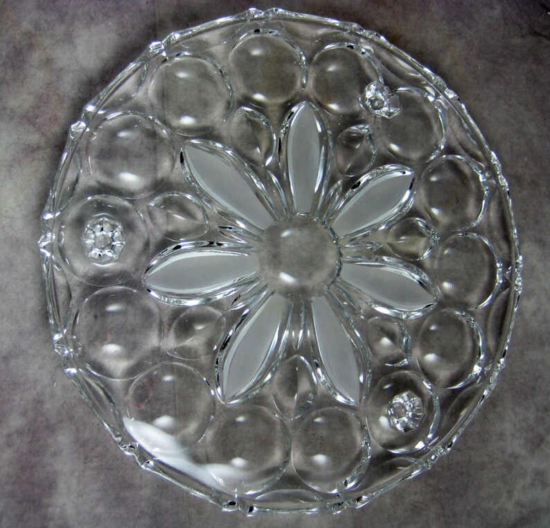 Stunning Daisy Serving Platter Dish Floral Glass Dining Tray Etsy
