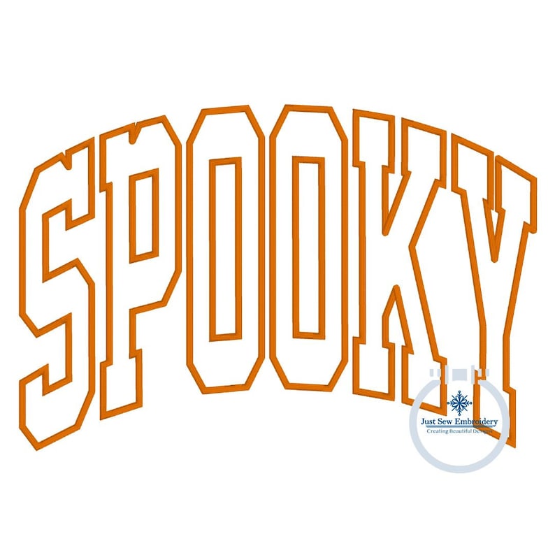 Op de afbeelding: Het woord "SPOOKY" in witte blokletters met een dikke oranje omtrek.