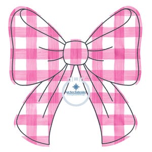 Puede incluir: Un lazo de vichy rosa y blanco con contorno negro. El lazo está atado en un nudo y los extremos cuelgan. El lazo es un diseño de bordado digital.