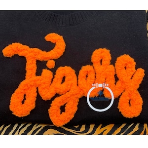 Tigers Chenille Yarn Applique Script Zigzag Machine Embroidery Design Three Sizes 6x10, 7x12 and 8x12 Hoop
