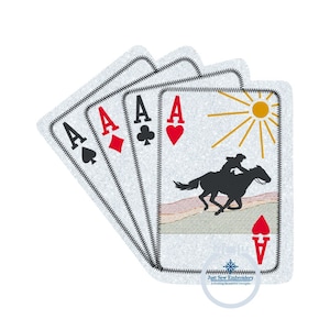 Diseño de bordado con apliques de cartas de Cowboy Aces con puntada en zigzag en cuatro tamaños: aro de 5 x 7, 8 x 8, 6 x 10 y 8 x 12