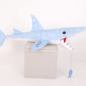 Silas the shark, light blue XXL the original image 2