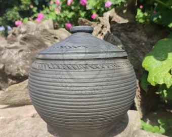Cooking pot, large